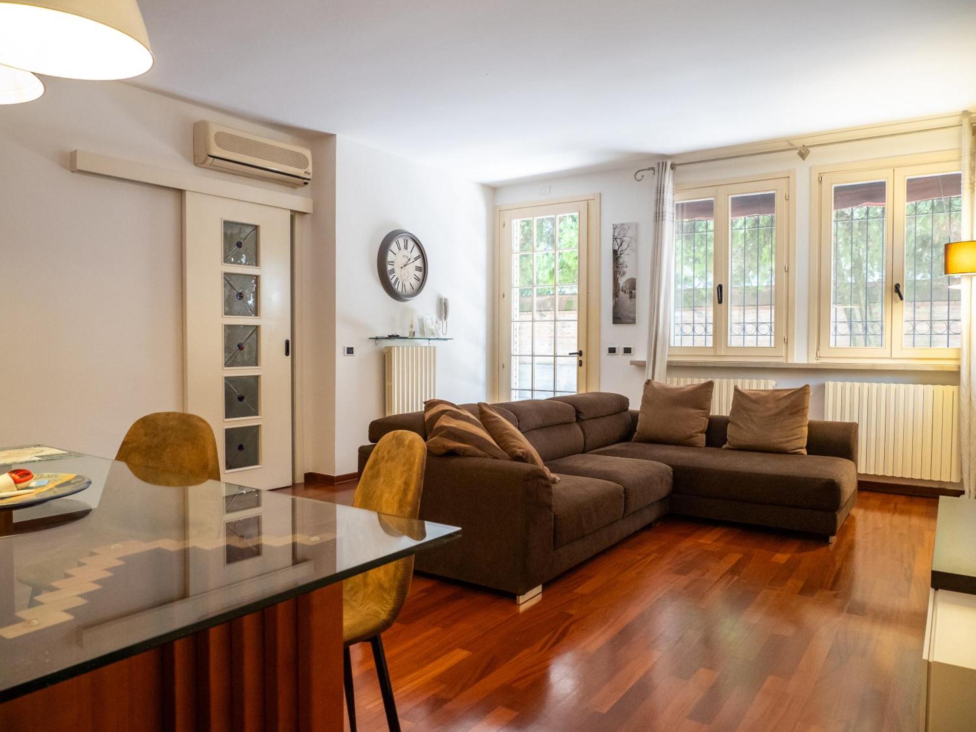 Ferienwohnung Casa Matilde Piano Terra 100Mq Con Parking E Piscina Ferrara Exterior foto